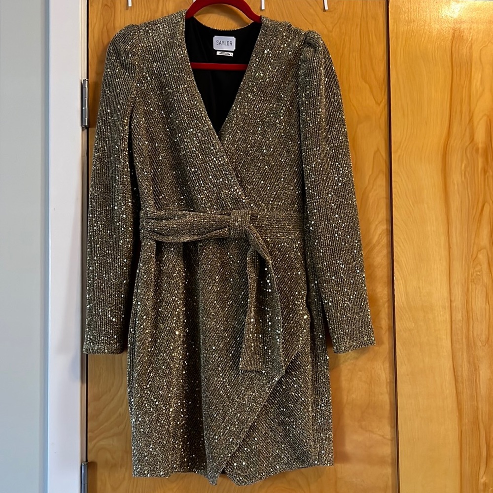 Saylor size large black gold long sleeve stretch sparkle dress